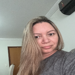 Isabel Schmidt-Freelancer in Criciúma,Brazil