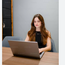 Aena Kanwal-Freelancer in Dera Ghulam Ghazi Khar,Pakistan