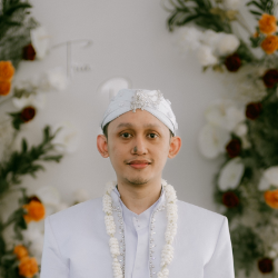 Rezza Ilmi-Freelancer in Malang,Indonesia