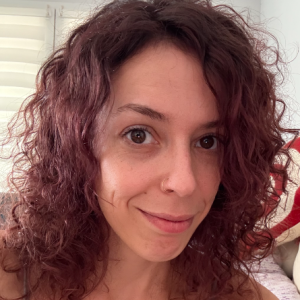 Luz Elena Gonzalez Arcila-Freelancer in ,United Kingdom