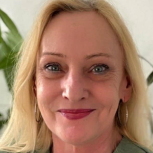 Alzbeta Veresova-Freelancer in Nové Zámky,Slovakia (Slovak Republic)