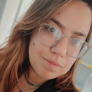 Ana Cláudia Oliveira-Freelancer in ,Brazil