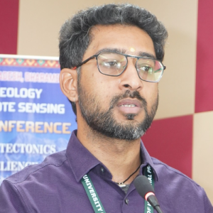 Sunay Lakhmapurkar-Freelancer in Gandhinagar,India