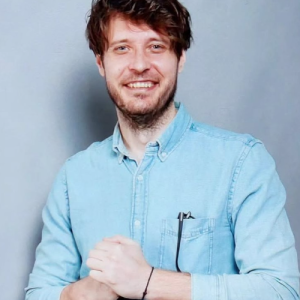 Alex Plingu-Freelancer in București,Romanian