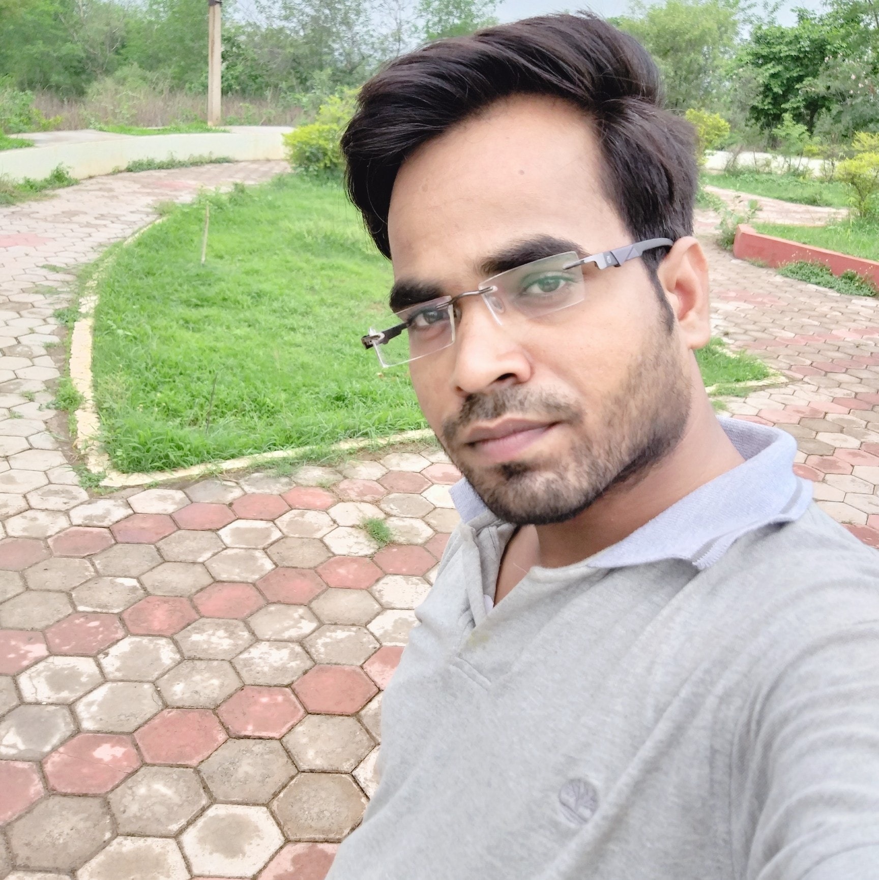 Shashikant Nirala-Freelancer in Gwalior,India