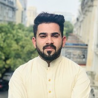 Zeeshan Waris-Freelancer in Bakı,Pakistan